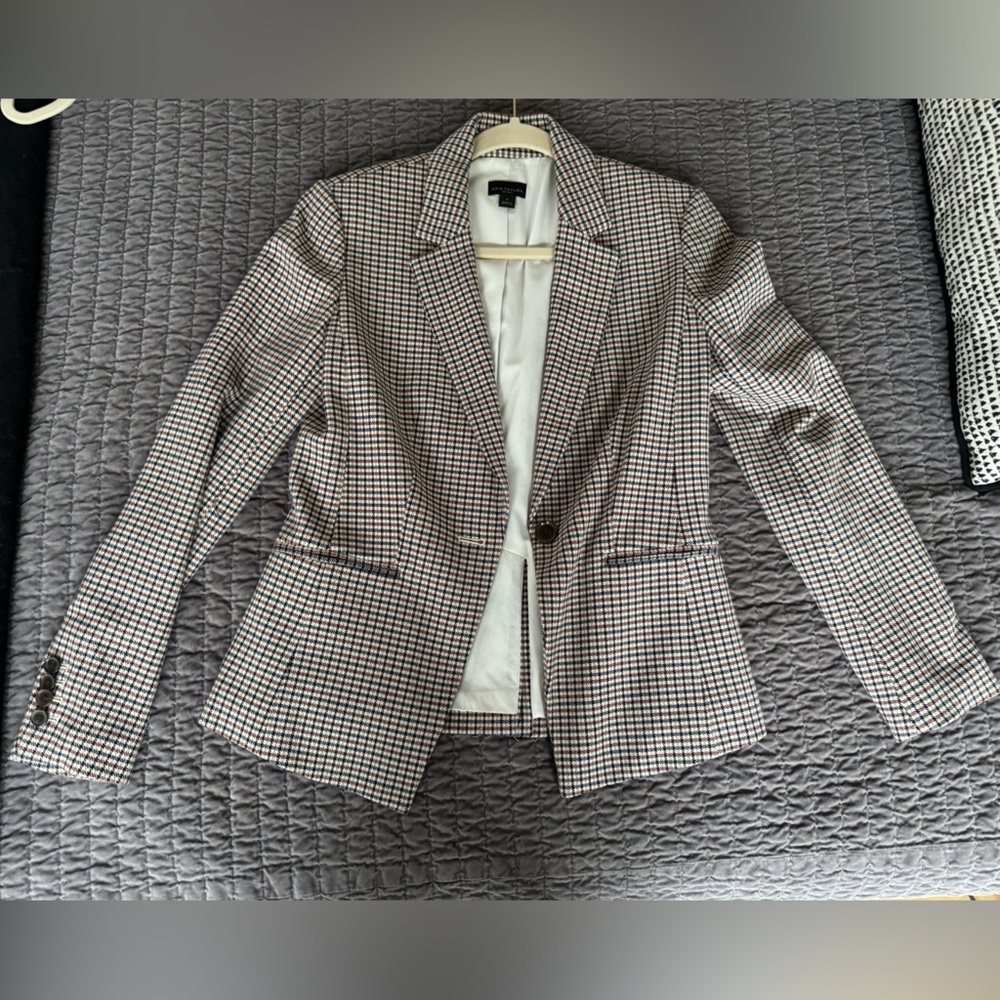 Ann Taylor Factory checkered blacker in size 2.